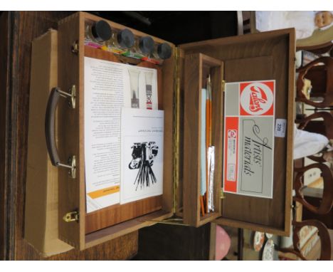 A Talens Van Gogh 65 oil colours set, cased