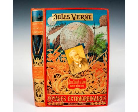 Beautiful volume from Hetzel's French edition Au Portrait Colle Voyages Extraordinaires by writer Jules Verne published betwe