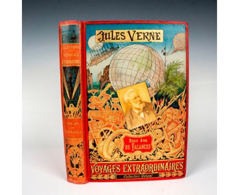 Great volume from Hetzel's French edition Au Portrait Colle Voyages Extraordinaires by writer Jules Verne published between 1