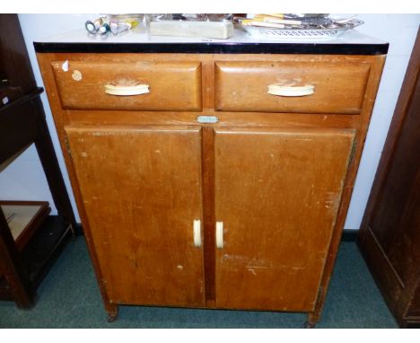 A PRIDE-O-HOME ENAMEL TOPPED TWO DRAWER AND TWO DOOR KITCHEN CABINET.   W 77 x D 52 x H 96cms.