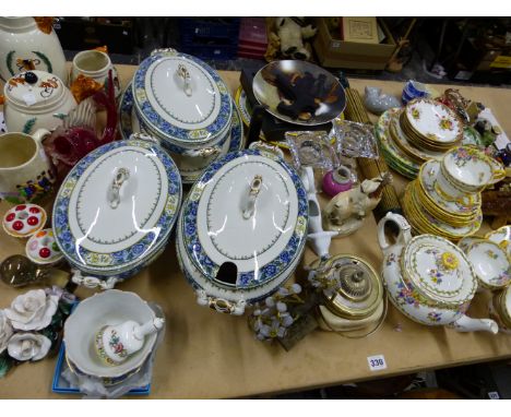 Paragon Fine Bone China Dinnerware 'Red Holyrood' Set of 2 Salad Plates England 