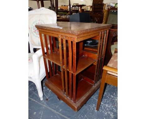AN EDWARDIAN MAHOGANY ROTARY BOOKCASE.   W 49 x H 85cms.