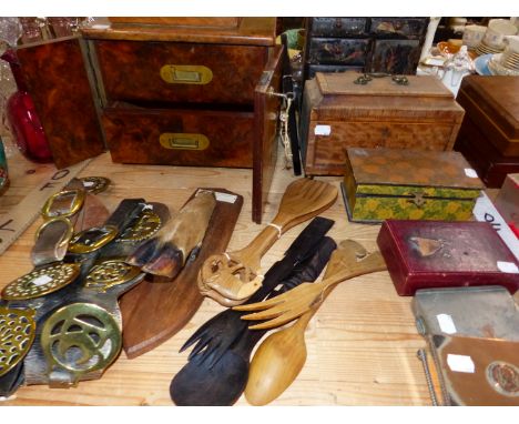 A VICTORIAN WALNUT CIGAR CABINET, A GEORGIAN TEA CADDY, OTHER HORSE BRASSES, JEWELLERY BOXES ETC. 