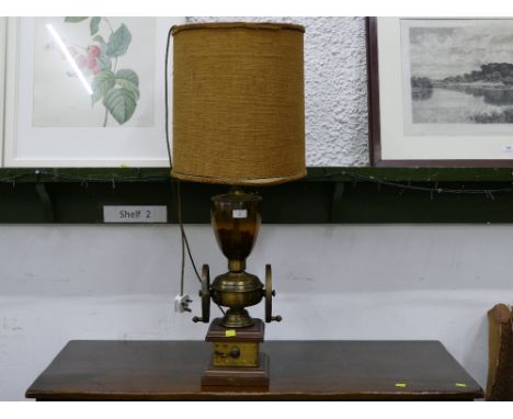 Ornamental lamp, the base formed as a coffee grinder with hessian shade, total measurement 100 cm high