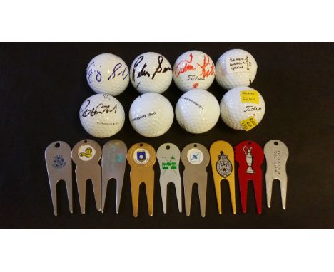 GOLF, selection of used golf balls, inc. Corey Pavin 1993 Ryder Cup, Lanny Wadkins 1993 Ryder Cup, John Cook 1993 Ryder Cup, 