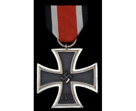 An Iron Cross Second Class 1939, Schinkel Type. A rare 1st Pattern with smaller dimensions than the later standard pattern Ir