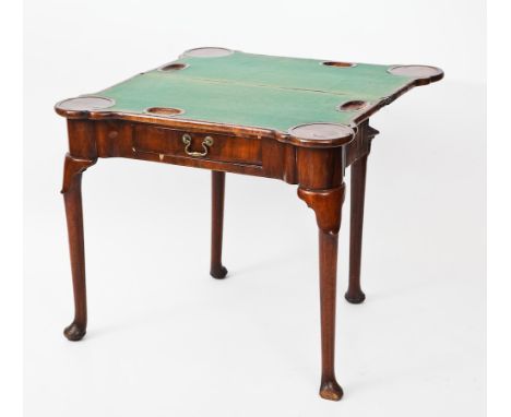 GEORGE II FEATHER BANDED MAHOGANY CARD TABLE
with a folding baise top, with counter dishes above a single drawer, on turned l