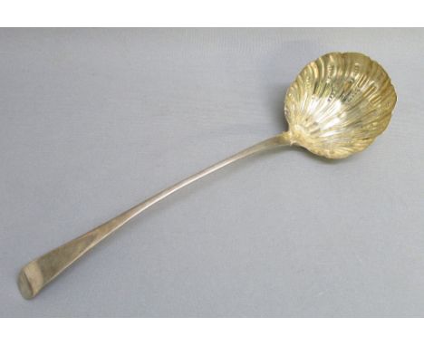 GEORGIAN SILVER SOUP LADLE WITH A SHELL FLUTED BOWL, BY THOMAS ELLIS (PROBABLY), LONDON 1768, LENGRH 34.5cm (144g)