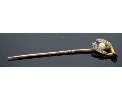 15ct gold stick pin in the form of a Wishbone set with turquoise and pearl. 1.4 grams. 5.5cm long. 