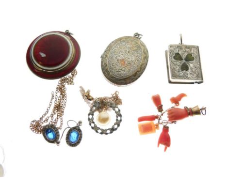 Assorted jewellery and objects of virtue to include; white metal and enamel book-form locket with enamelled shamrock decorati