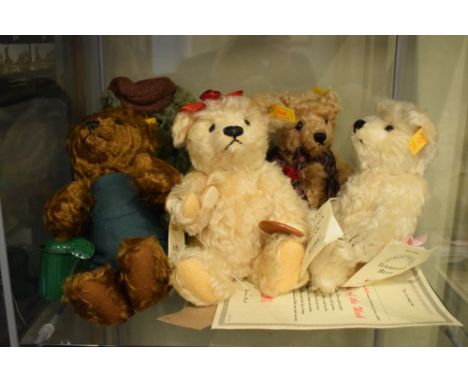 Steiff - Five Steiff 'Bears of the Week' comprising Monday, Tuesday, Thursday, Friday (with certificate), Saturday (with cert