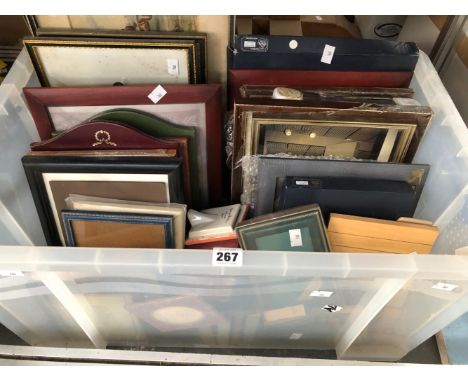 A BOX OF PHOTOGRAPH AND PRINT FRAMES