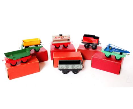 A small tray of 9 Hornby postwar Type 20/Type 30 items including side tipper, rotary tipper, crane truck, No. 20 open, goods 