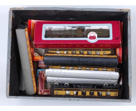 Hornby, GMR and Airfix Locomotive and Rolling Stock, group, 2 locomotives and 13 items of rolling stock, some loose others bo