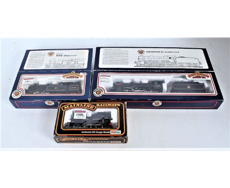 A Bachmann BR black ex-LNER Class B1 4-6-0 No. 61026 'Ourebi', valve gear needs  re-attaching, otherwise (VG,BG), a Bachmann 