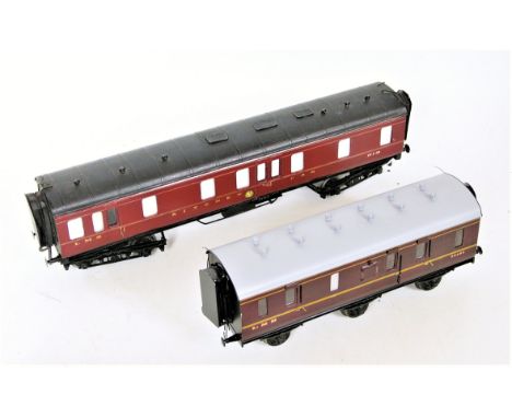 Pair of LMS coaches including Westdale 6 wheel Stove R and a kitbuilt kitchen car (VG-E)