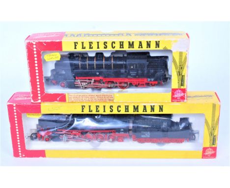 Fleischmann HO Scale Boxed Locomotive Group, 2 boxed examples, to include No.4080 K25 4080 Tenderlok BR 65014 DB (VG-BG), and