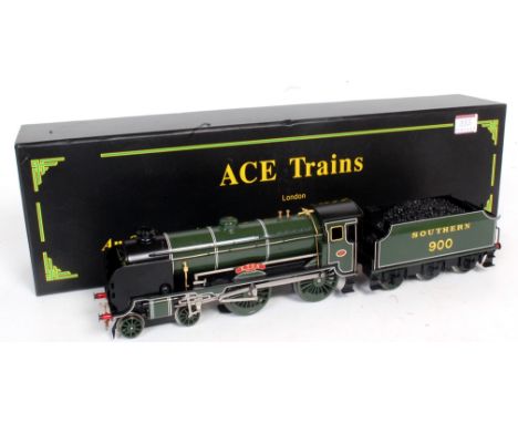 Ace E/10A2 SR olive green 'Schools' class 4-4-0 'Eton' No. 900 with smoke deflectors and 6 wheel 'Southern 900' tender and in