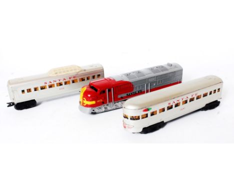 Marx American diesel outline red/silver 'Santa Fe' bogie loco No. 1095 with silver bogie coaches No. 3152 and 3197 'El Capita
