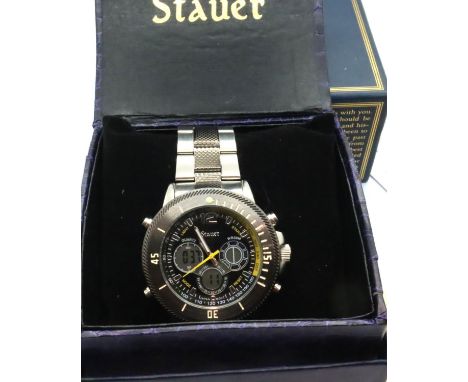 Stauer; gents chronograph wristwatch in stainless steel with black dial, original box and paperwork. working at lotting up. P