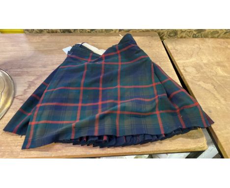  Sale Item:    W W 2 SCOTTISH HORSE KILT (AF)   Vat Status:   No Vat   Buyers Premium:  This lot is subject to a Buyers Premi