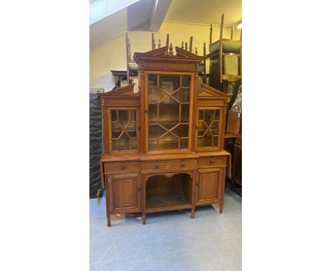  Sale Item:    EDWARDIAN GLASS FRONTED BOOKCASE   Vat Status:   No Vat   Buyers Premium:  This lot is subject to a Buyers Pre