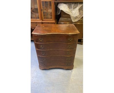  Sale Item:    REPRO BOW FRONT 5 DRAWER CHEST   Vat Status:   No Vat   Buyers Premium:  This lot is subject to a Buyers Premi