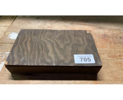  Sale Item:    CASED PRICES OF CLOSING MACHINES PILL MAKER (AF)  Vat Status:   No Vat   Buyers Premium:  This lot is subject 
