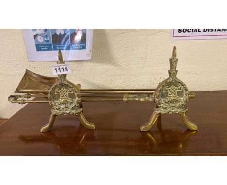  Sale Item:    5 PCE FIRE IRONS   Vat Status:   No Vat   Buyers Premium:  This lot is subject to a Buyers Premium of 15% + Va