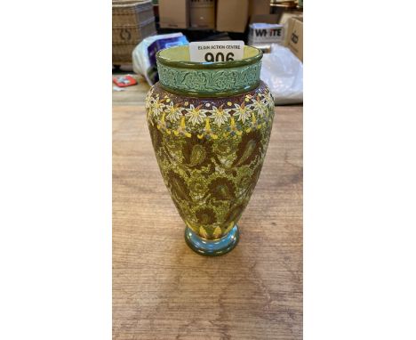  Sale Item:    ROYAL DOULTON VASE   Vat Status:   No Vat   Buyers Premium:  This lot is subject to a Buyers Premium of 15% + 