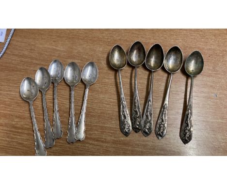  Sale Item:    2 x 5 SILVER TEASPOONS (AF)   Vat Status:   No Vat   Buyers Premium:  This lot is subject to a Buyers Premium 