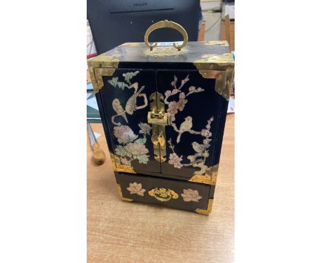  Sale Item:    ORIENTAL STYLE JEWELLERY CABINET   Vat Status:   No Vat   Buyers Premium:  This lot is subject to a Buyers Pre