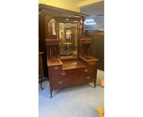  Sale Item:    EDWARDIAN DRESSING TABLE   Vat Status:   No Vat   Buyers Premium:  This lot is subject to a Buyers Premium of 