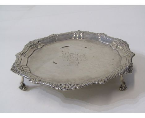 IRISH SILVER CARD TRAY on 3 raised feet, maker IW, 18cm diameter, 284 grams 224 - some minor shallow dents, light surface mar