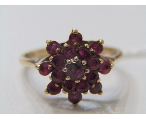 RUBY CLUSTER RING, 9ct yellow gold ring set with a ruby cluster size O/P
