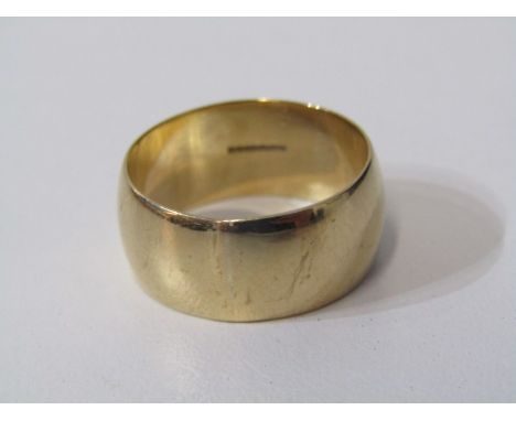 WIDE GOLD BAND RING, 9ct yellow gold wide band ring, size R, 6.8 grams