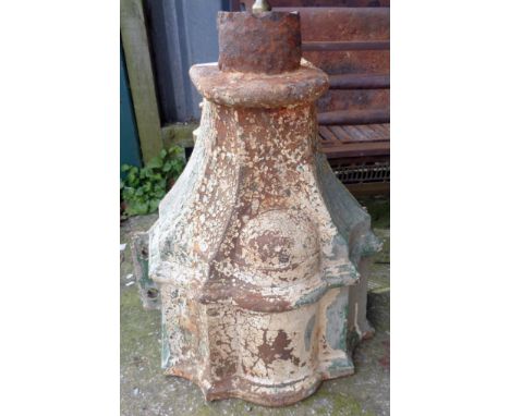 A Victorian ornate cast iron drain hopper