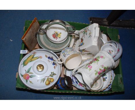 A quantity of china including Royal Worcester 'Evesham' tureen, Burleighware cup and saucer, Spode serving plate, lustre jug,