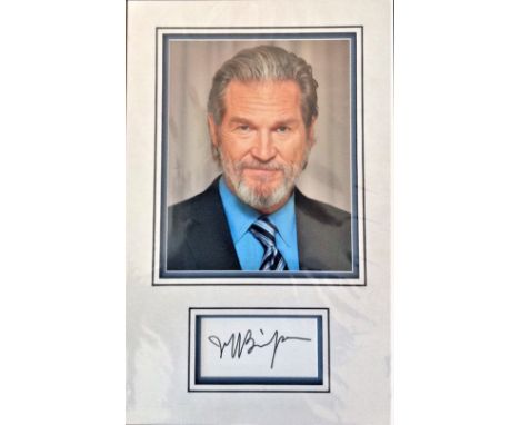 Jeff Bridges signed autograph presentation. High quality professionally mounted 17 x 11 inch overall sized display. 3D double