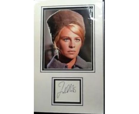 Julie Christie signed autograph presentation. High quality professionally mounted 18 x 11 inch overall sized display. 3D doub