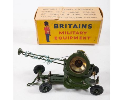 Britains No 1718 Searchlight on Mobile Chassis:, dark green with black treaded tyres and original cord bound copper wiring, i