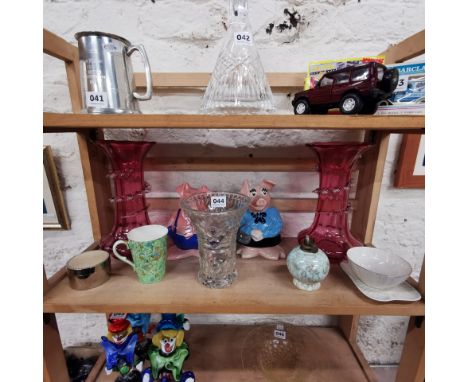 SHELF LOT TO INCLUDE BELLEEK, VICTORIAN RUBY VASES ETC