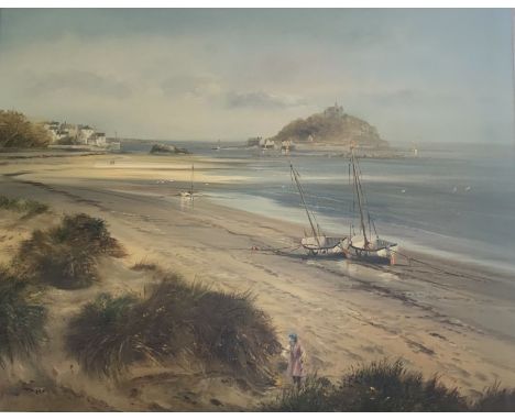 Ted Dyer was born in Bristol in 1940 and has lived for most of his life in the West Country, first in Somerset and Devon, bef