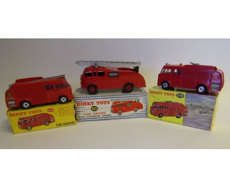 Dinky, No 955 Fire Engine with Extending Ladder: Dinky No 259 Fire Engine and Dinky No 276 Airport Fire Tender with Flashing 