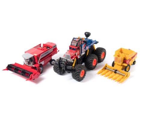 Britains, Ertl and others, various scales of farm tractors and machinery: various assorted makes and all unboxed,