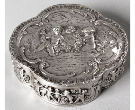 AN .800 STD SILVER TRINKET BOX, hinged cover embossed with cherubs at play, the body similarly decorated, 3 by 9.5 by 9cm, 14