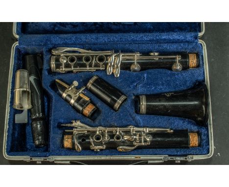 Buffet Crampon Five-Piece Clarinet, complete with fitted case.
