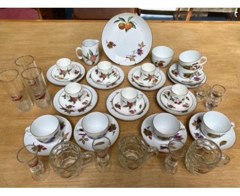 Royal Worcester Evesham Part Dinner Services, To Include 6 Cups &amp; Saucers ( Apple ) 6 Cups and Saucers ( Plum ) 1 Sugar B