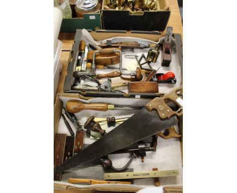 A good collection of woodworking tools by Buck and Hickman, a Disston hand saw, Draper spokeshave etc.