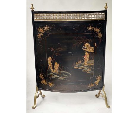 FIRESCREEN, mid 20th century, bowed black enameled metal, with gilt Chinoiserie decoration and pierced brass meshwork, 55cm x